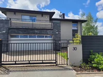 lek. Rafał Strugała, Psychiatra